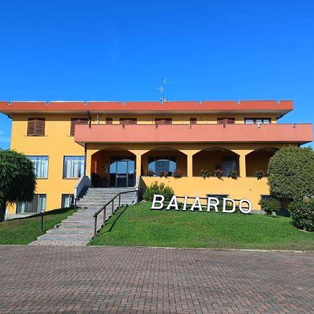 Hotel Baiardo Romagnano Sesia Exteriör bild