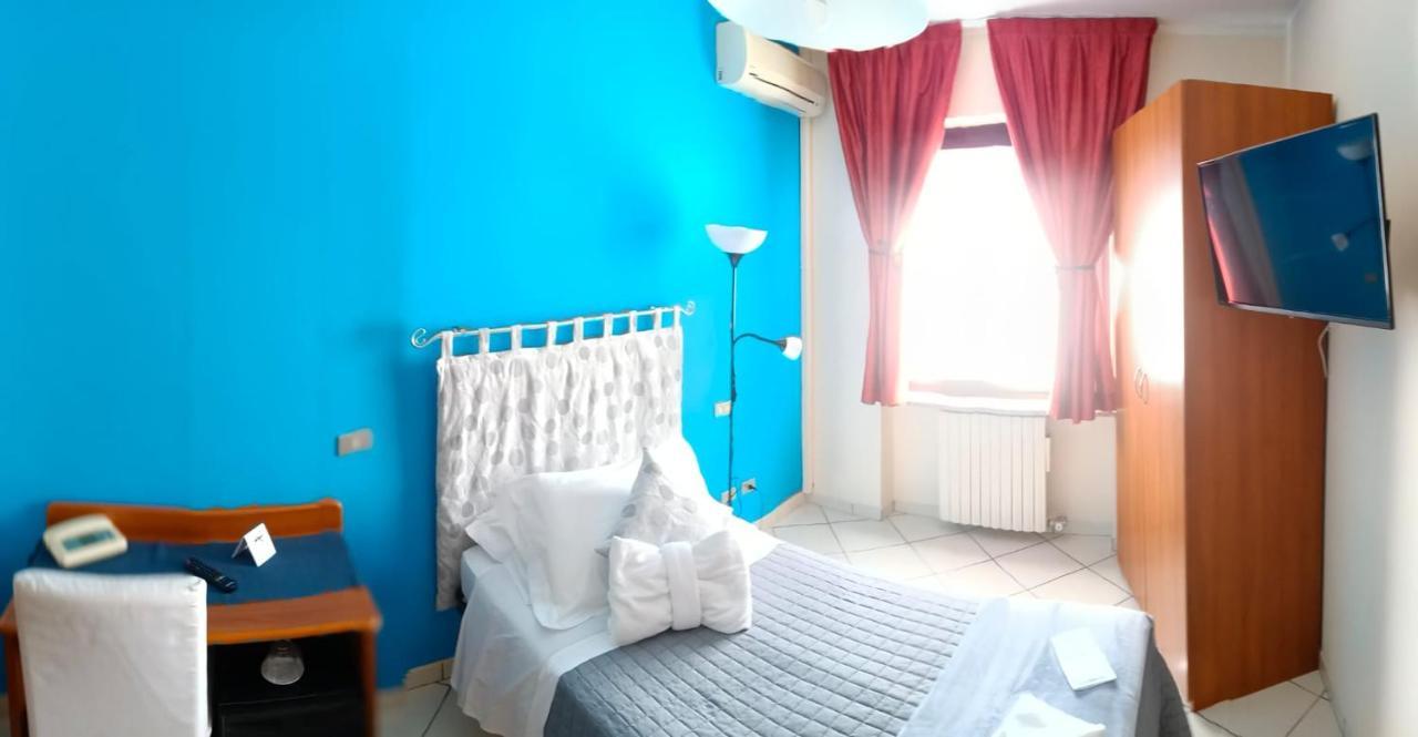 Hotel Baiardo Romagnano Sesia Exteriör bild