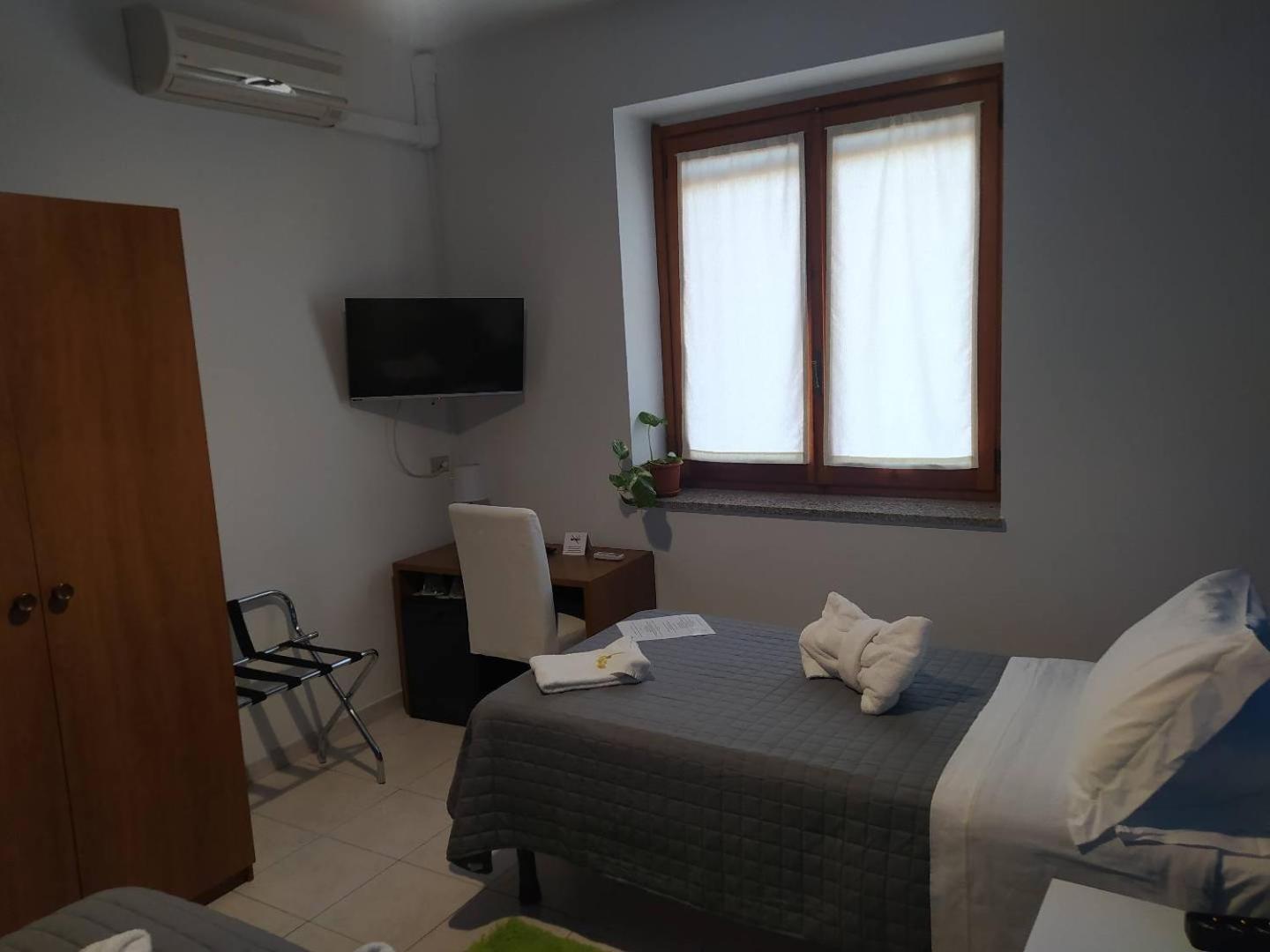 Hotel Baiardo Romagnano Sesia Exteriör bild